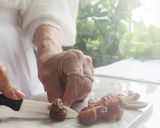 免烤纯素鳄梨開心果芝士蛋糕的食譜步驟6照片