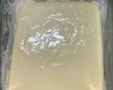 A picture of step 4 of Tres leches.