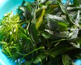 Foto langkah ke 1 dari resep Oseng Kangkung.