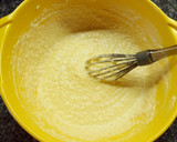 Foto del paso 3 de la receta: Budín de coco y dulce de leche