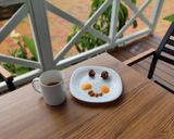 Foto del paso 11 de la receta Huevos de chocolate con naranja, Almendras y mermelada de fresa