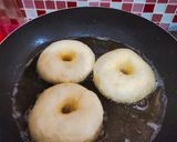 Foto langkah ke 6 dari resep Donat kentang menul empuk takaran sendok.