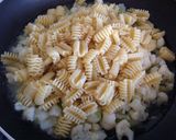 Foto del passaggio 4 della ricetta Radiatori con cavolfiore