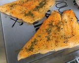 Une image de l'étape 3 de Filets de flétan citron vert, épices et coriandre.
