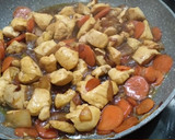 Foto del paso 3 de la receta: Pollo con verduras, quinoa y salsa de soja