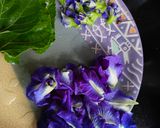 รูปขั้นตอนการทำที่ 2 ของ Turquoise Mulberry & Butterfly Pea Teaชาสีทอร์ควอยส์ ใบหม่อนกับอัญชัน