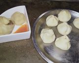 A picture of step 3 of Rose style chinese mince dumpling.