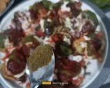 A picture of step 8 of Papdi Chaat.