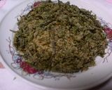 Foto del paso 2 de la receta: Espárragos silvestres con miga de pan y huevo frito