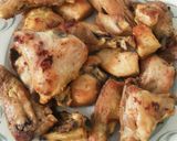 Foto langkah ke 7 dari resep Ayam goreng bumbu kuning enak dan empuk (Ayam goreng lengkuas).