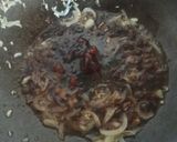 Foto langkah ke 2 dari resep Ayam Kecap Bawang Bombay.