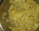 A picture of step 1 of Vada pav.