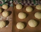 Hamburger zsemle recept fázis 3 fotója