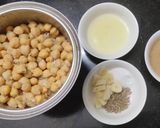 A picture of step 1 of Hummus.