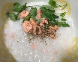 Hình bước làm 4 của món Cháo cá hồi
