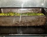 A picture of step 7 of Pesto bread(basil flavour).