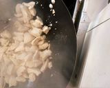Φωτογραφία βήματος 3 της συνταγής Noodles αυγού με κοτόπουλο