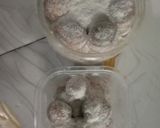 Foto langkah ke 4 dari resep Biskuit bola-bola salju.