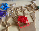 Foto del paso 4 de la receta: 🎄Galletitas Navideñas de Jengibre, canela y miel 🍯