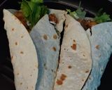 Foto langkah ke 4 dari resep 203. Chicken Tortilla Wrap.