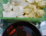 Foto langkah ke 2 dari resep Asinan nanas dan bengkuang.