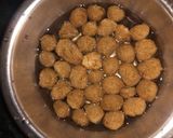 सोया चंक मैकरोनी (Soya chunk macaroni recipe in hindi) रेसिपी चरण 2 फोटो