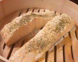 Foto del paso 3 de la receta: Salmón al vapor con acelgas rehogadas
