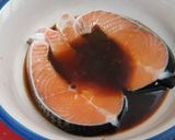 Foto del paso 2 de la receta: Salmón marinado en salsa de soja, hecho en airfryer
