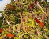 Foto langkah ke 6 dari resep Tumis Sayur Daun Gingseng Bunga Pepaya Kecombrang.