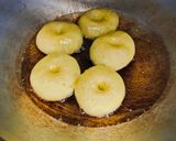 Foto langkah ke 10 dari resep Donat labu kuning, menul montok #7.