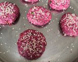 A picture of step 3 of Oats and Beetroot tikki.