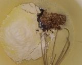 Foto langkah ke 4 dari resep Bolu Coklat Pisang Kidang teflon tanpa mixer.