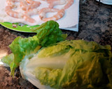 Foto del paso 1 de la receta: Cóctel de langostinos y aguacate