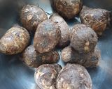 A picture of step 1 of Yam Pulao.