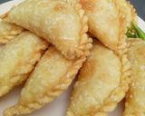 Foto langkah ke 4 dari resep Pastel Ekonomis Tanpa Telur (2 Bahan).