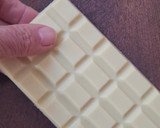 Foto del paso 5 de la receta: "Chocolate" blanco versión Mate Amargo 🤍 solo azúcar propio de la leche en polvo 🤍 sin termómetro