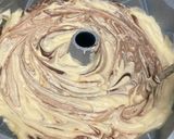 Foto langkah ke 8 dari resep Marmer Cake 6 Telur Lembut, Panggang Oven.