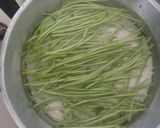 A picture of step 1 of Methi Stems Soup.