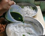 Foto langkah ke 2 dari resep Putu Bambu Pandan.