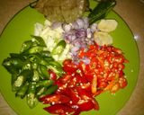 Foto langkah ke 2 dari resep Oseng pedes Cingur Sapi.