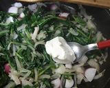 Foto del paso 3 de la receta: Fideos integrales con salteado de rabanitos de mi huertojardín