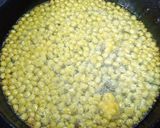 Leftover பால் சேர்த்து செய்த லட்டு ரெசிபி ஸ்டேப் 2 புகைப்படம்