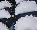 Foto del paso 5 de la receta: Empanadas de pollo económicas!!