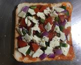 A picture of step 3 of Bread Pizza.
