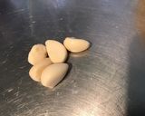 Une image de l'étape 3 de Gratin de pommes de terre façon dauphinoise à l'ail confit et deux fromages.