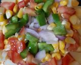 वेज पिज़्ज़ा (Veg pizza recipe in hindi) रेसिपी चरण 3 फोटो