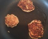A picture of step 4 of Oaty Banana Pancakes.
