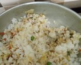 फ्राईड राईस (fried rice recipe in marathi) रेसिपी स्टेप 4 फोटो 