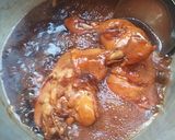 รูปขั้นตอนการทำที่ 1 ของ ไก่ตุ๋นน้ำปลานุ่มละมุล