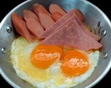 รูปขั้นตอนการทำที่ 5 ของ ไข่กระทะไก่สับ